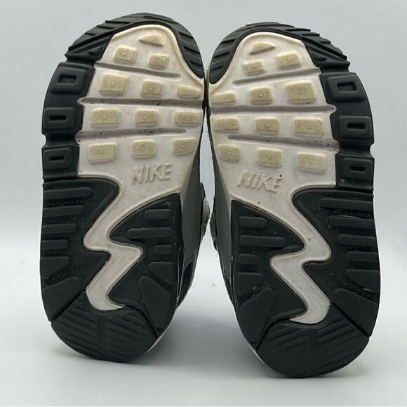 Nike air max toggle sneakers infants 6C slip on style. New without tag. - Picture 2 of 8